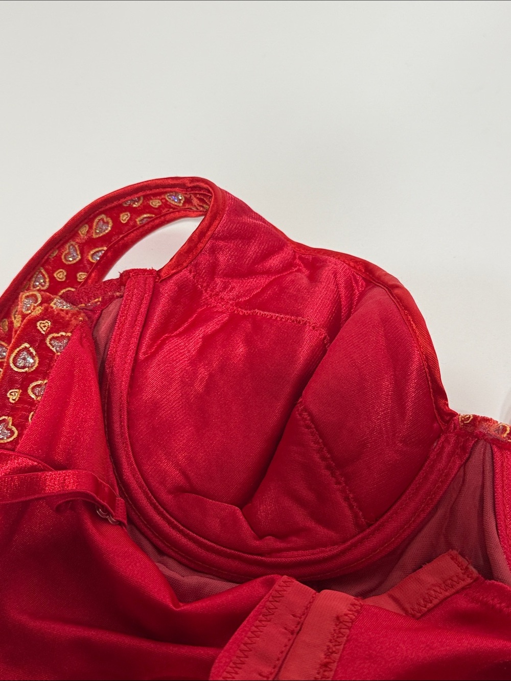 Frederick's of Hollywood Red Bustier with Gold and Silver Hearts - Picture 12 of 17